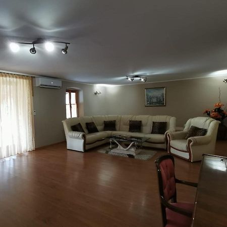 Holiday Home Victoria Пореч Екстер'єр фото