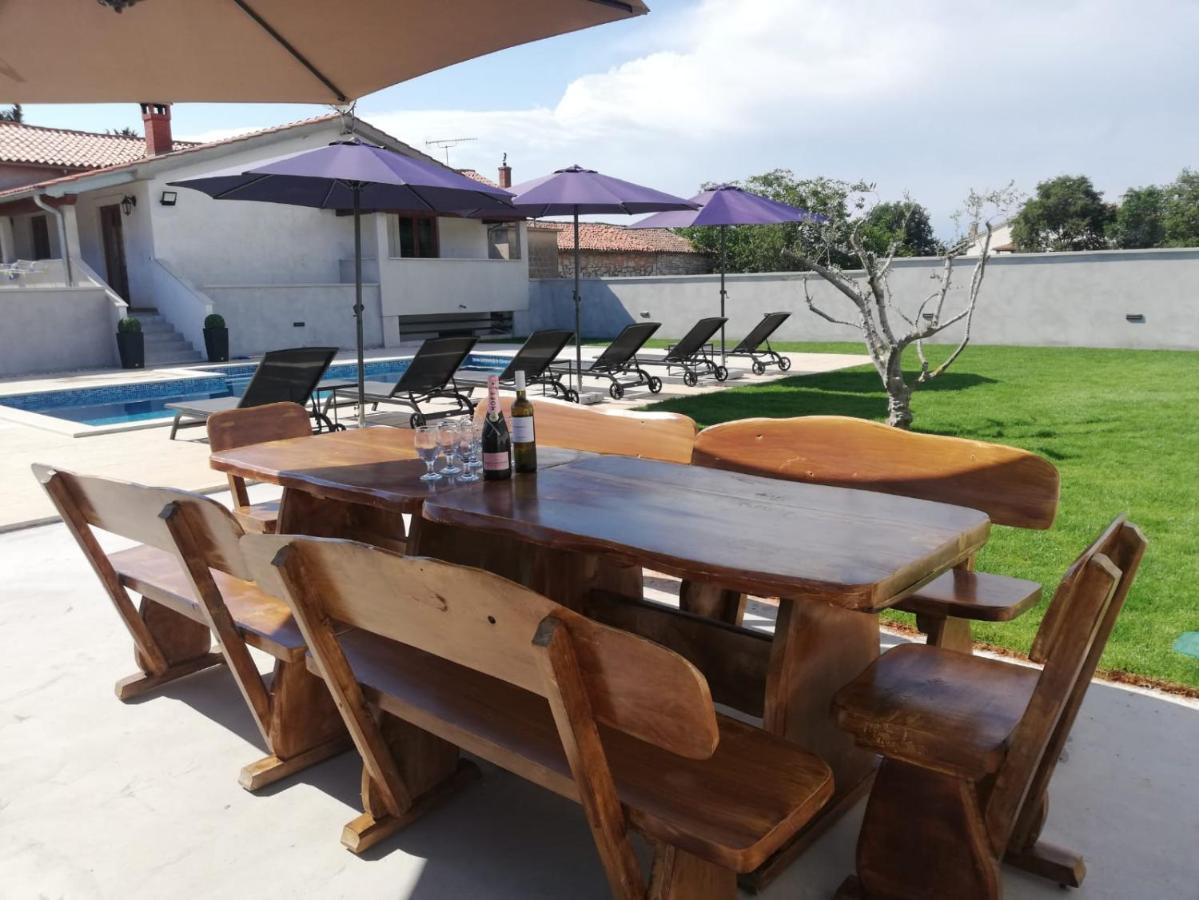 Holiday Home Victoria Пореч Екстер'єр фото