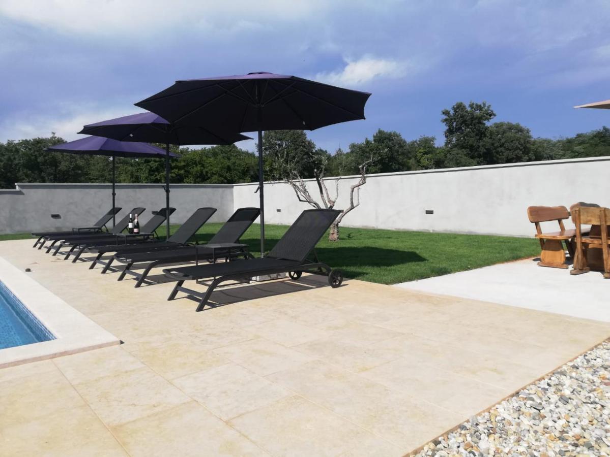Holiday Home Victoria Пореч Екстер'єр фото