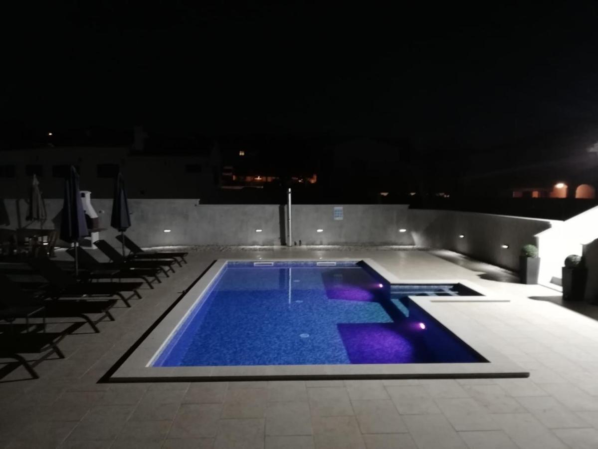 Holiday Home Victoria Пореч Екстер'єр фото