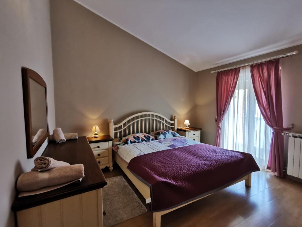 Holiday Home Victoria Пореч Екстер'єр фото