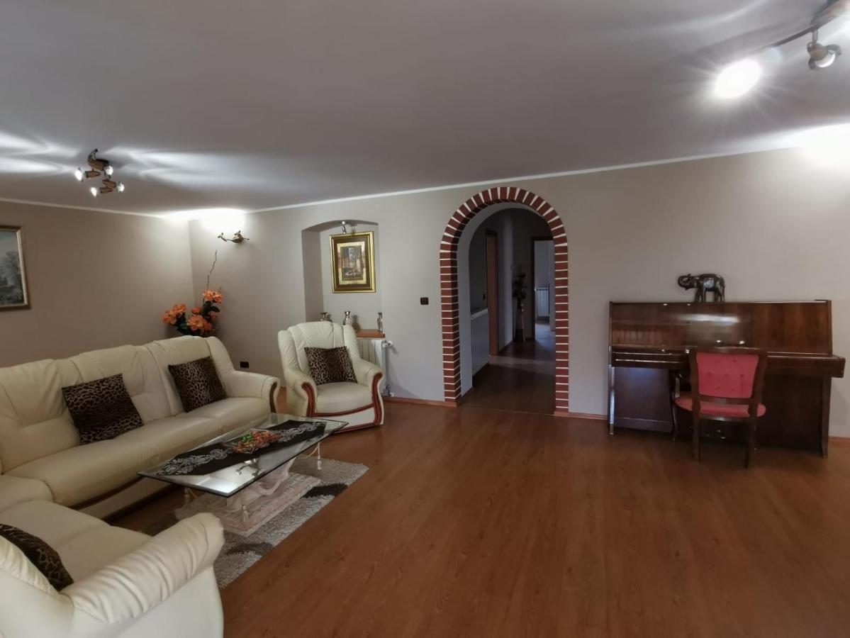Holiday Home Victoria Пореч Екстер'єр фото